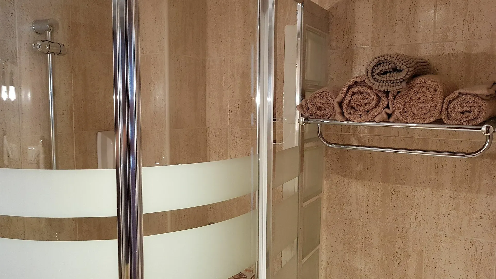Fan Flat Rosaleda Apartment Malaga Spain