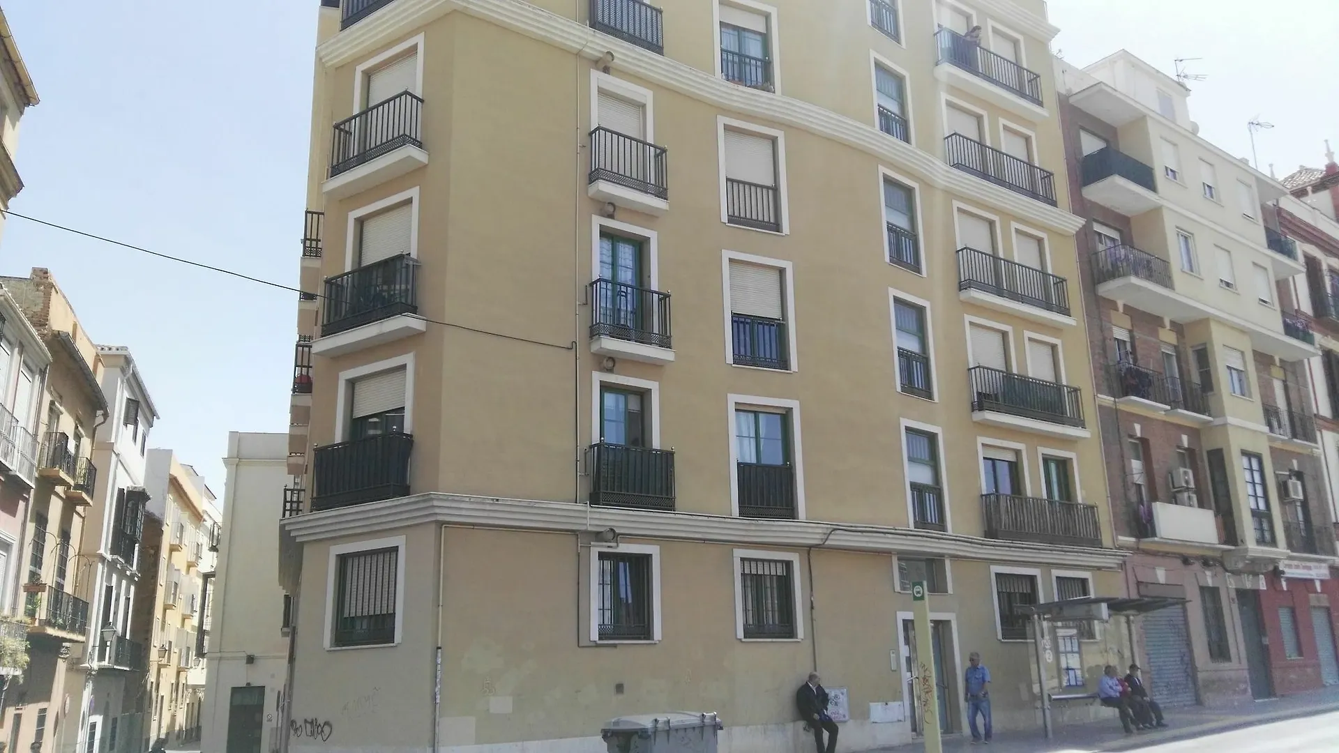 Fan Flat Rosaleda Apartment Malaga