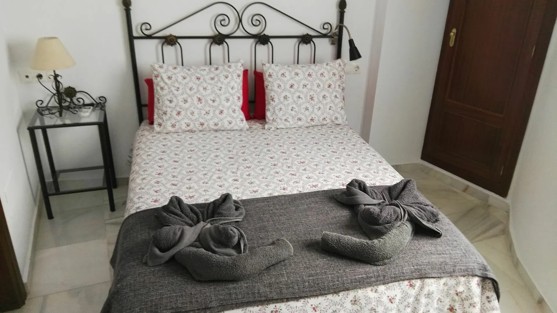 Fan Flat Rosaleda Apartment Malaga Spain