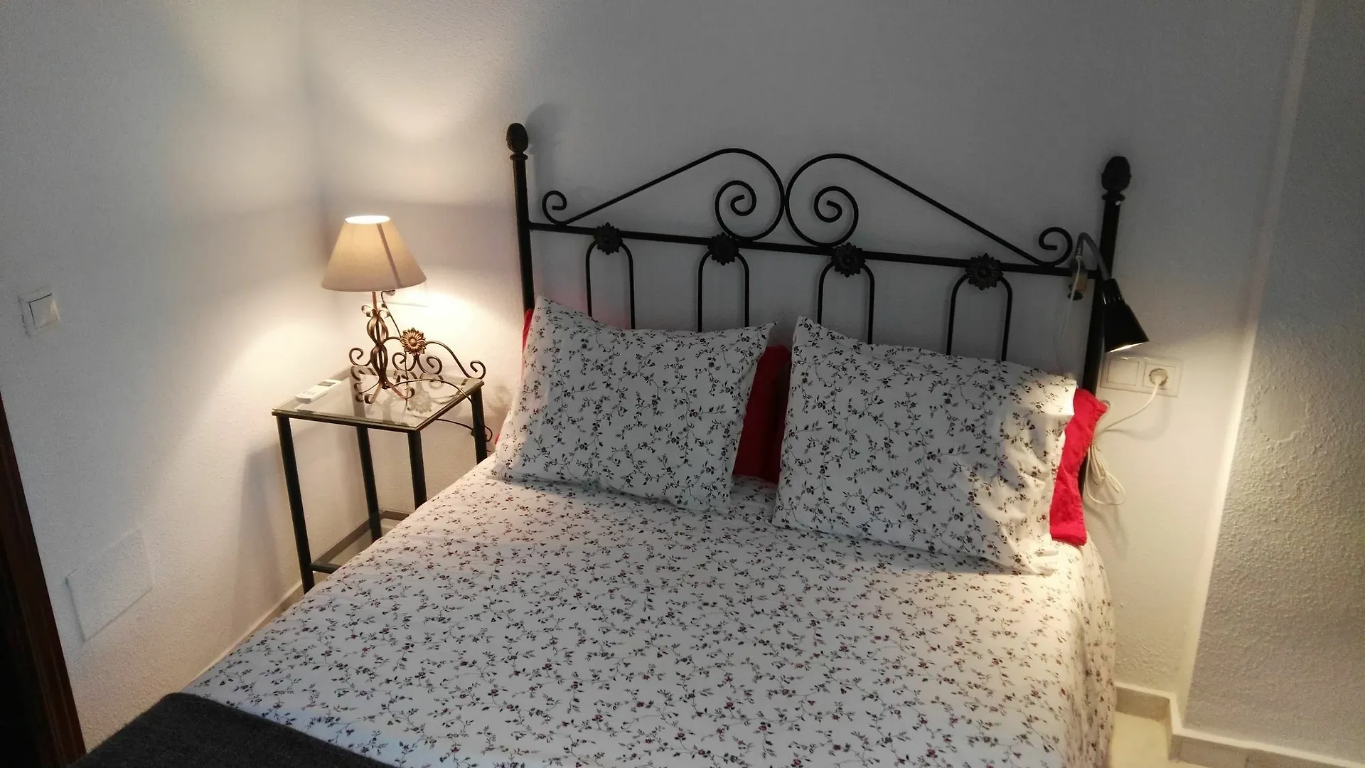 Fan Flat Rosaleda Apartment Malaga