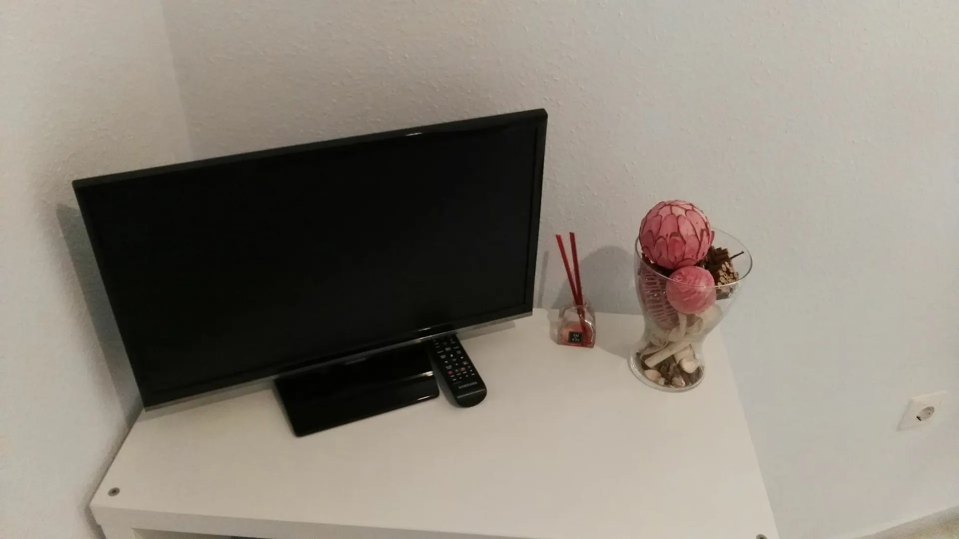 Fan Flat Rosaleda Apartment Malaga